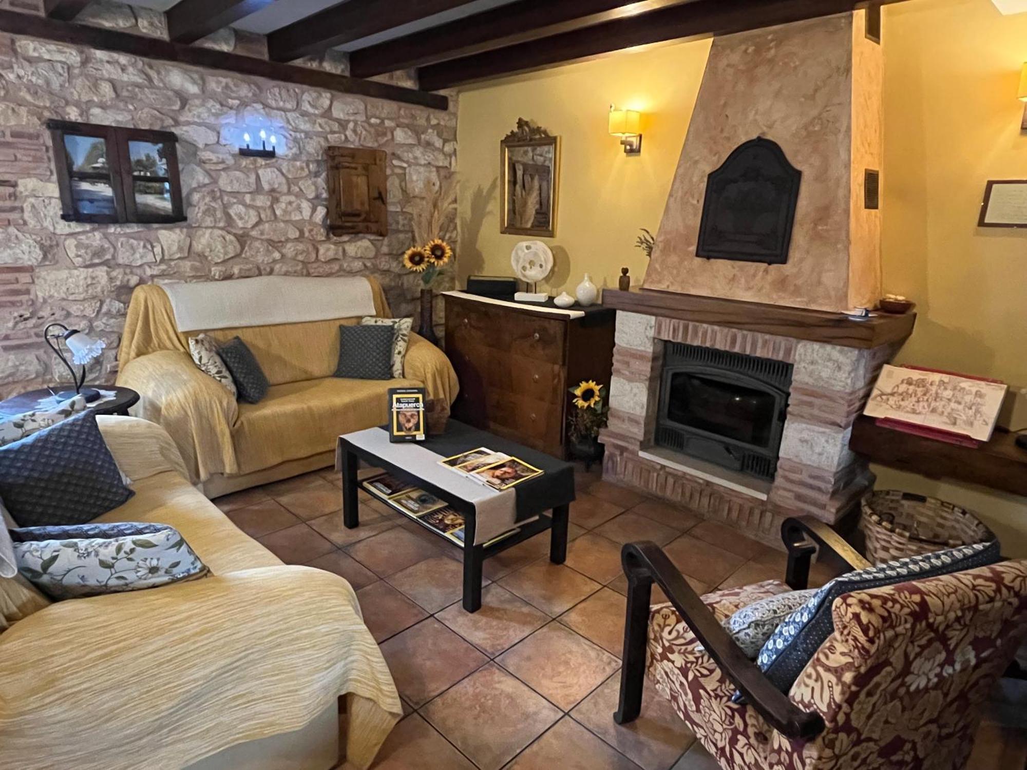 Ibeas de Juarros La Cabala De Ibeas Bed & Breakfast エクステリア 写真